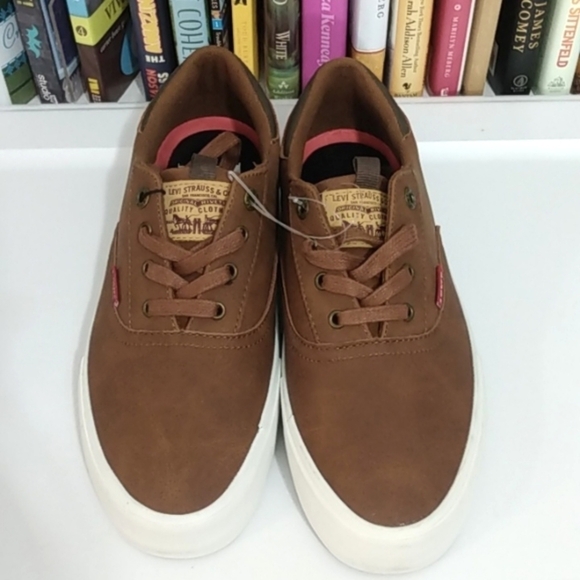 LEVI'S STRAUSS MEN'S LOW-TOP SNEAKERS BROWN WHITE SIZE 8.5 NWT - Picture 7 of 8